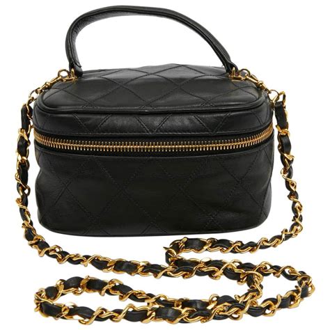 chanel vintage vanity bag price